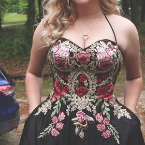 Embroidered full- length prom dress